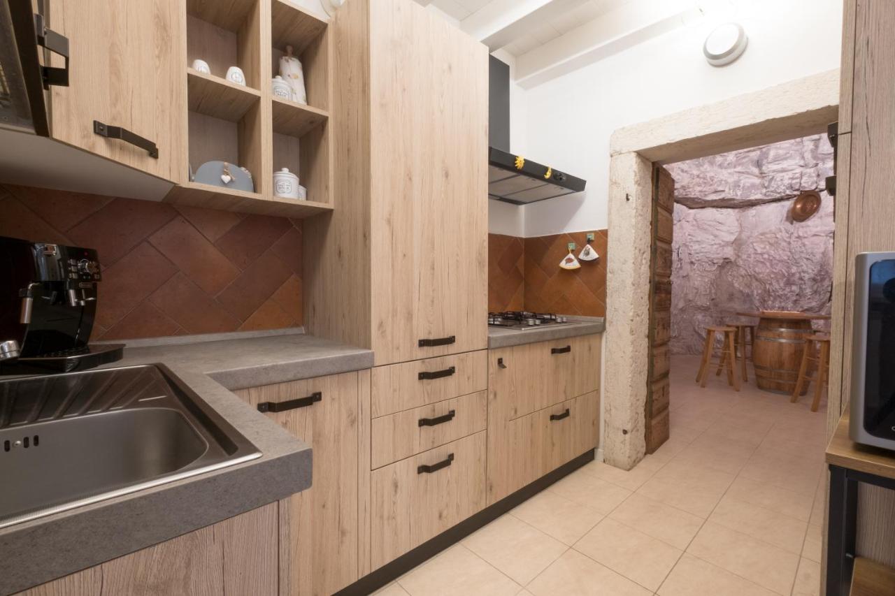 Ca' Del Jago Sole Luna Apartment Negrar Bagian luar foto