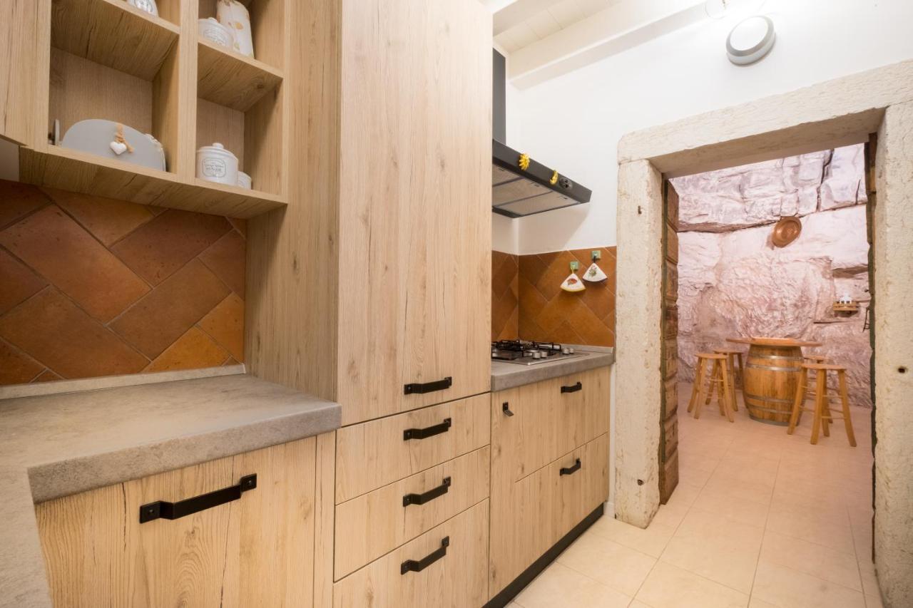Ca' Del Jago Sole Luna Apartment Negrar Bagian luar foto
